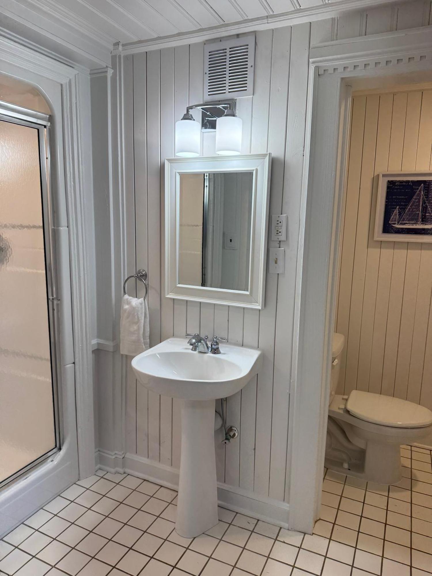 Standard Suite
