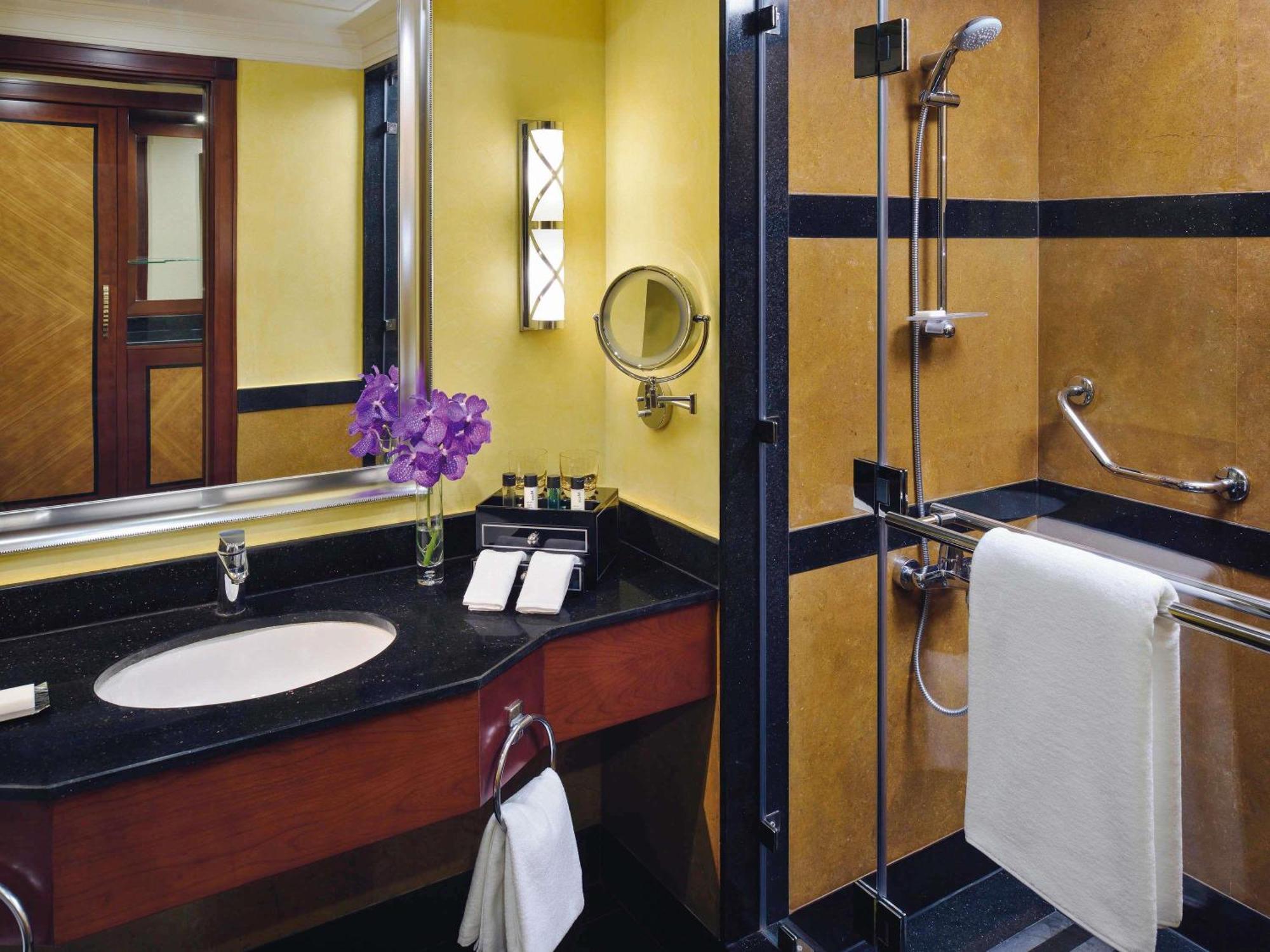 Executive King Room