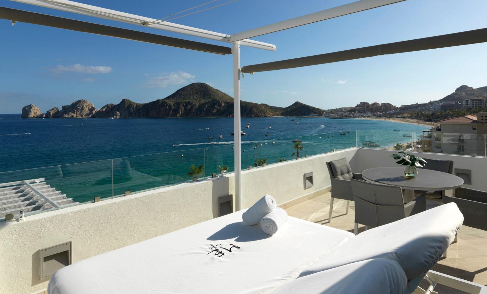 Exclusive ME Suite Hot Tub Terrace,1774456252:JPEG