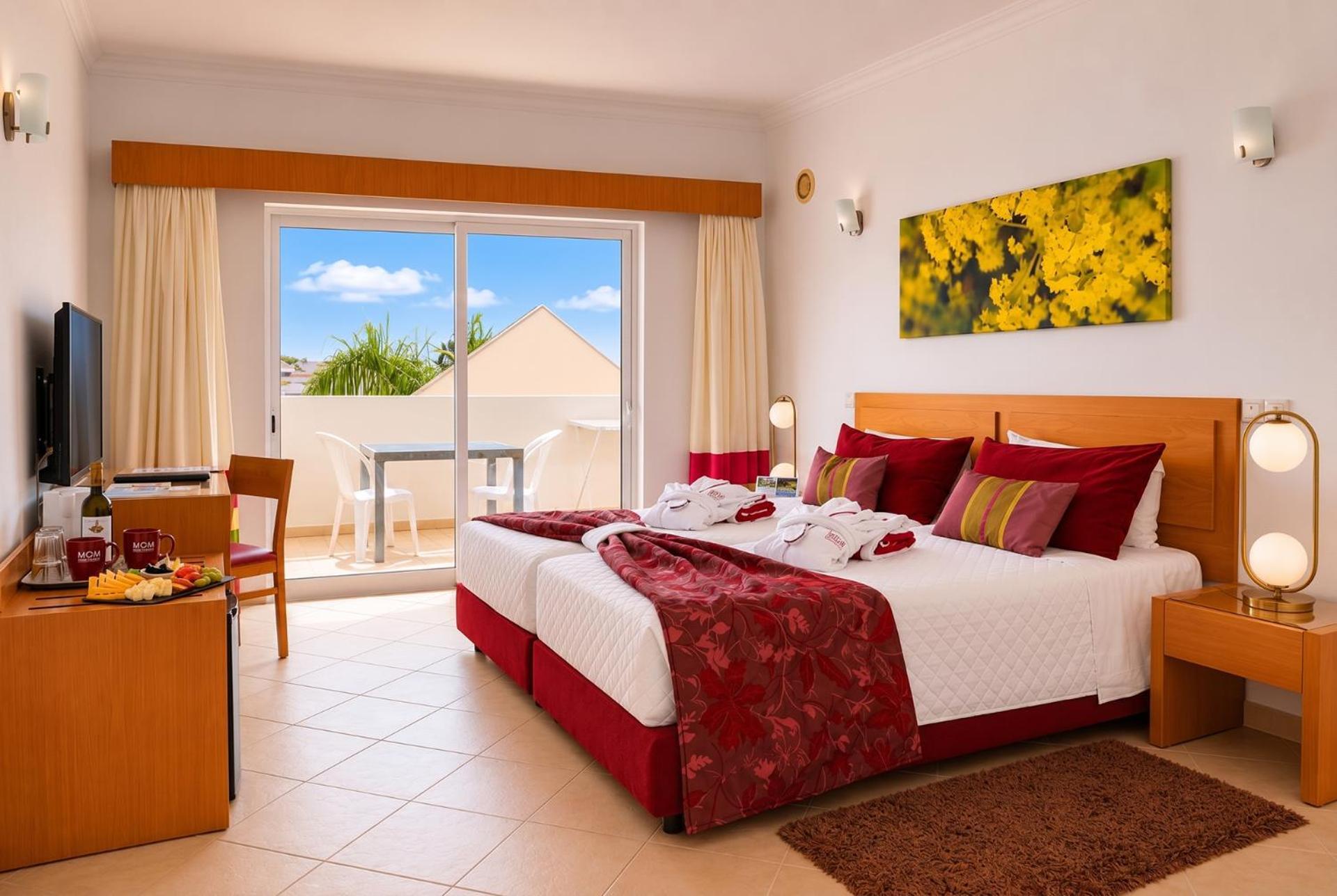 Deluxe Room,1774463329:JPEG