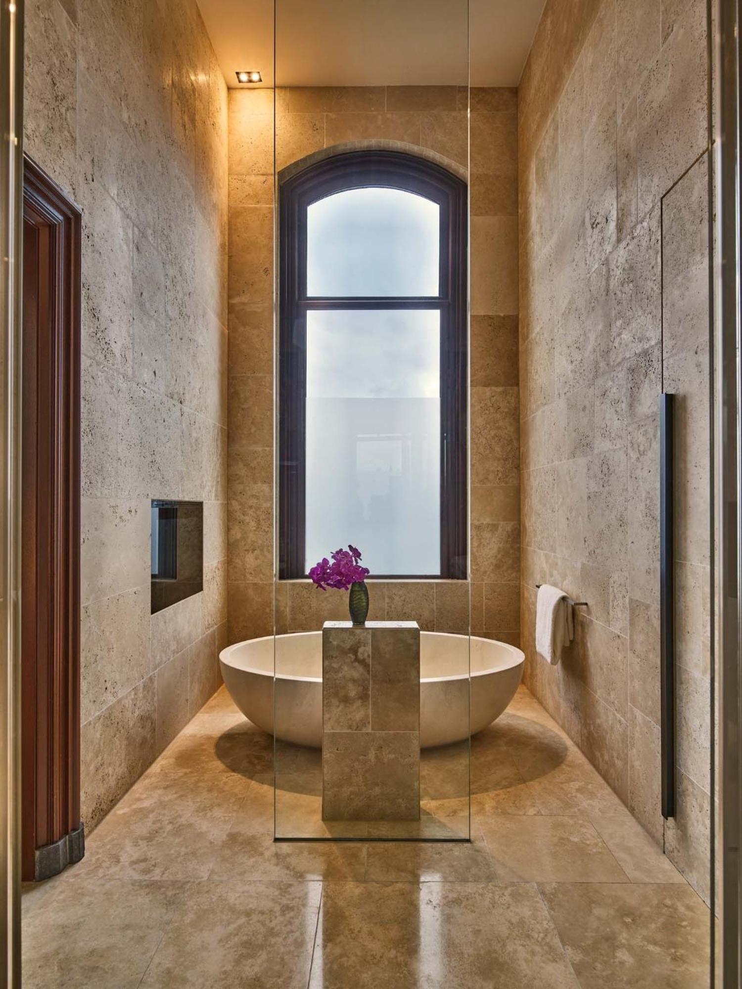 Van Baerle Suite,1774472974:JPEG