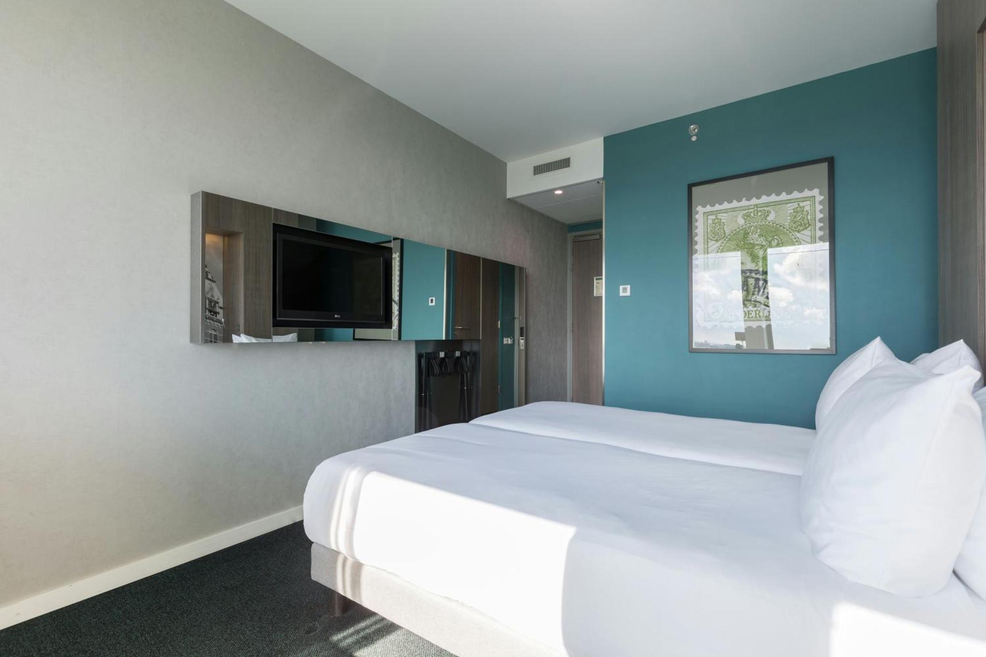 Comfort Room 1 Twin Bed