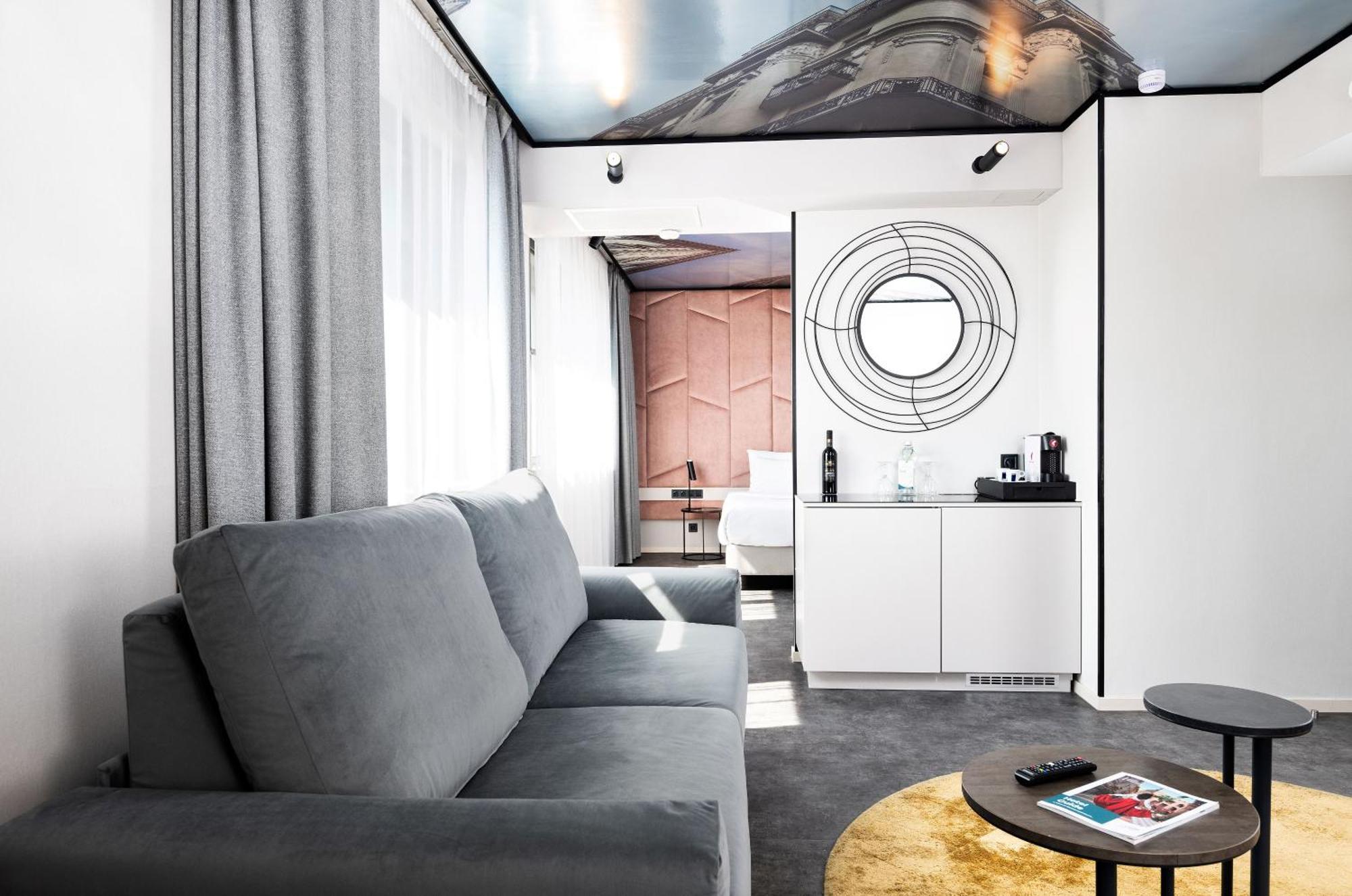 Limited Suite
