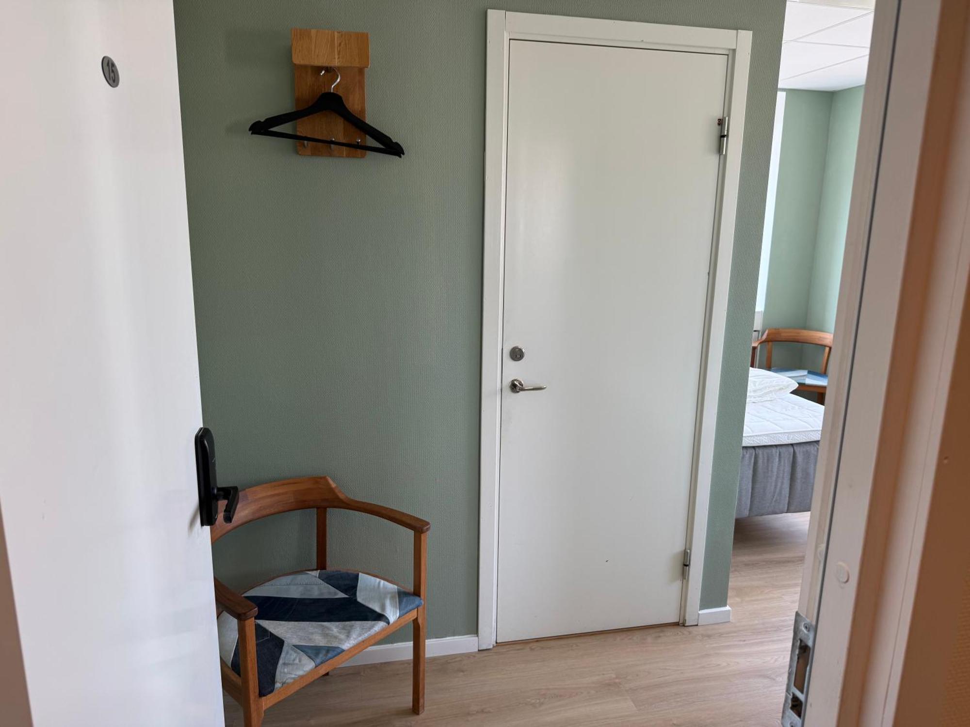 Twin Room Private Bathroom