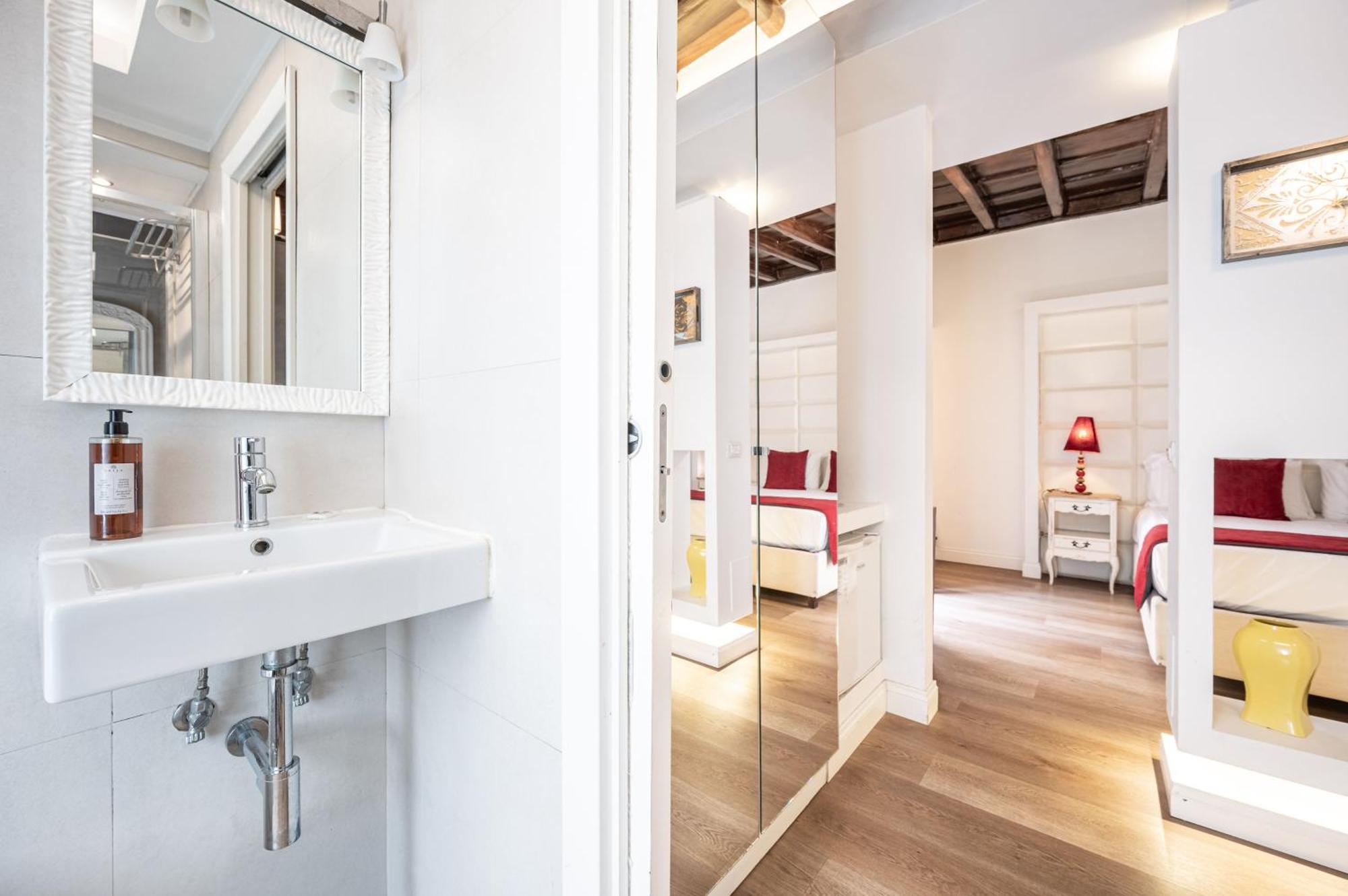King Room Spa Bath