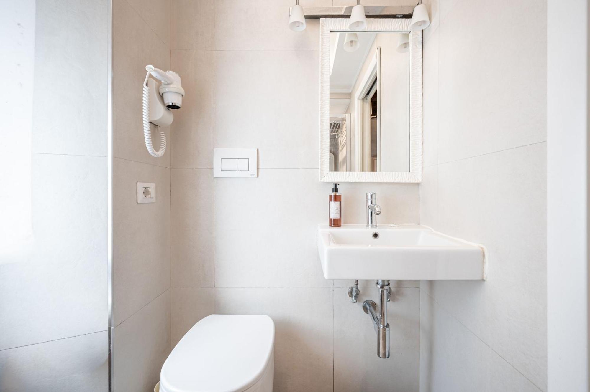 King Room Spa Bath