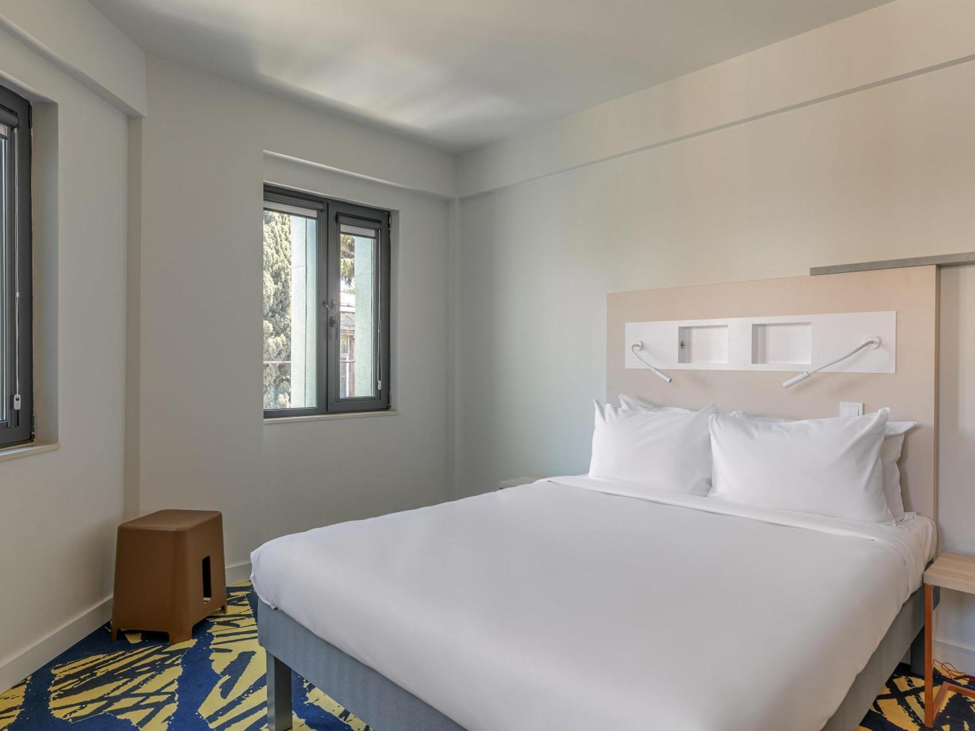 Double Room Mobility Access