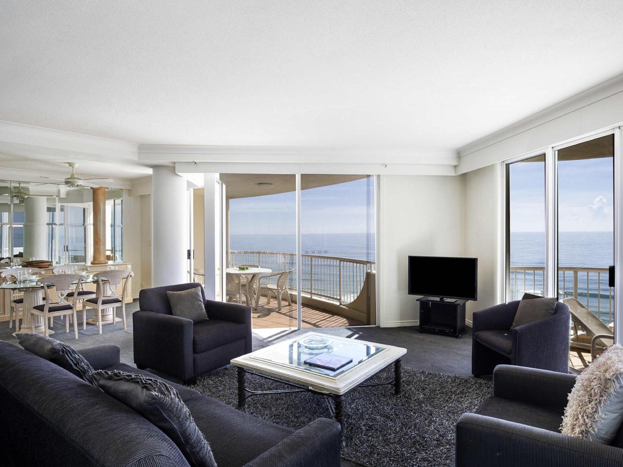 Two-Bedroom Apartment Ocean View