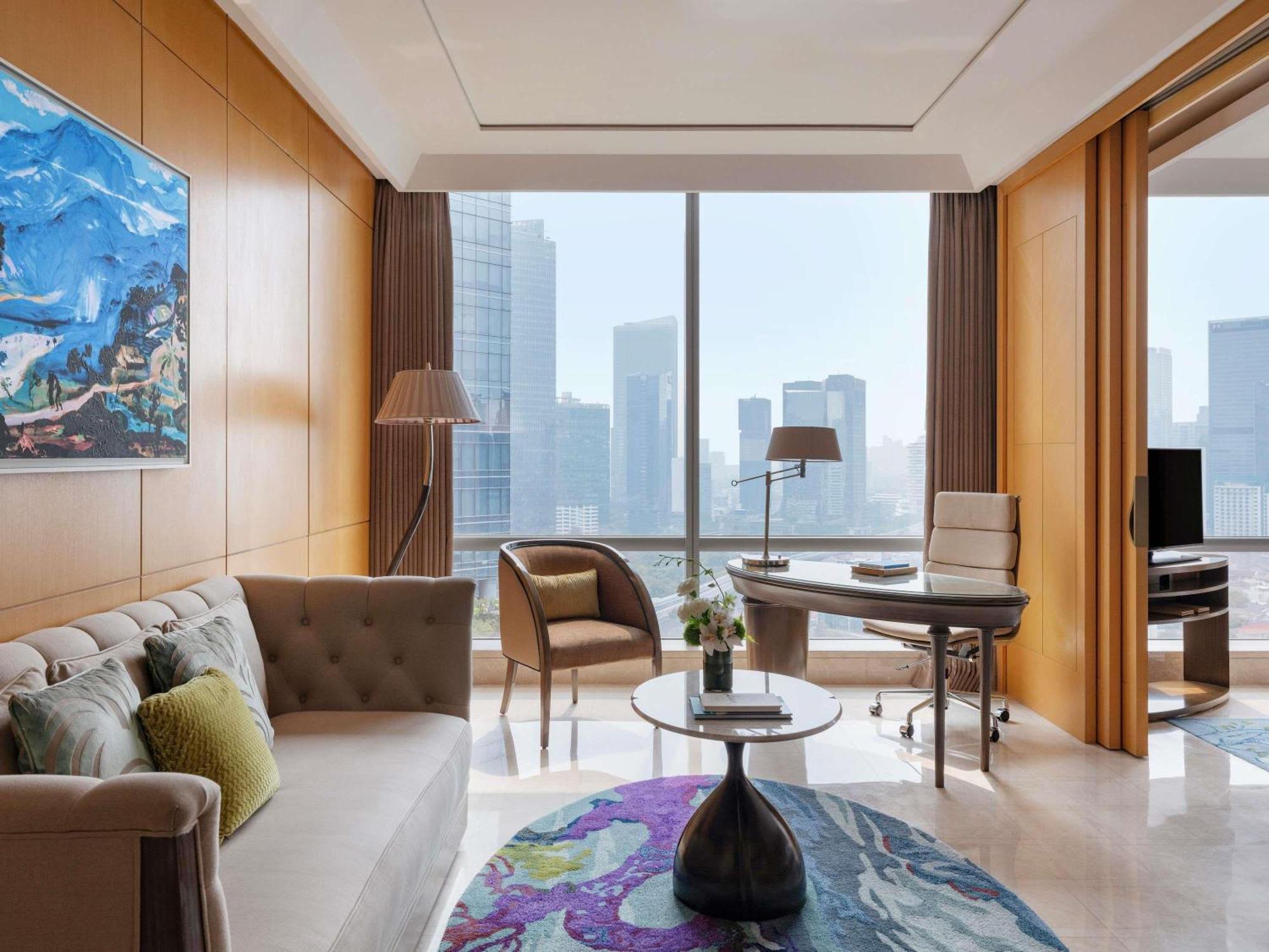 Raffles Garden King Room