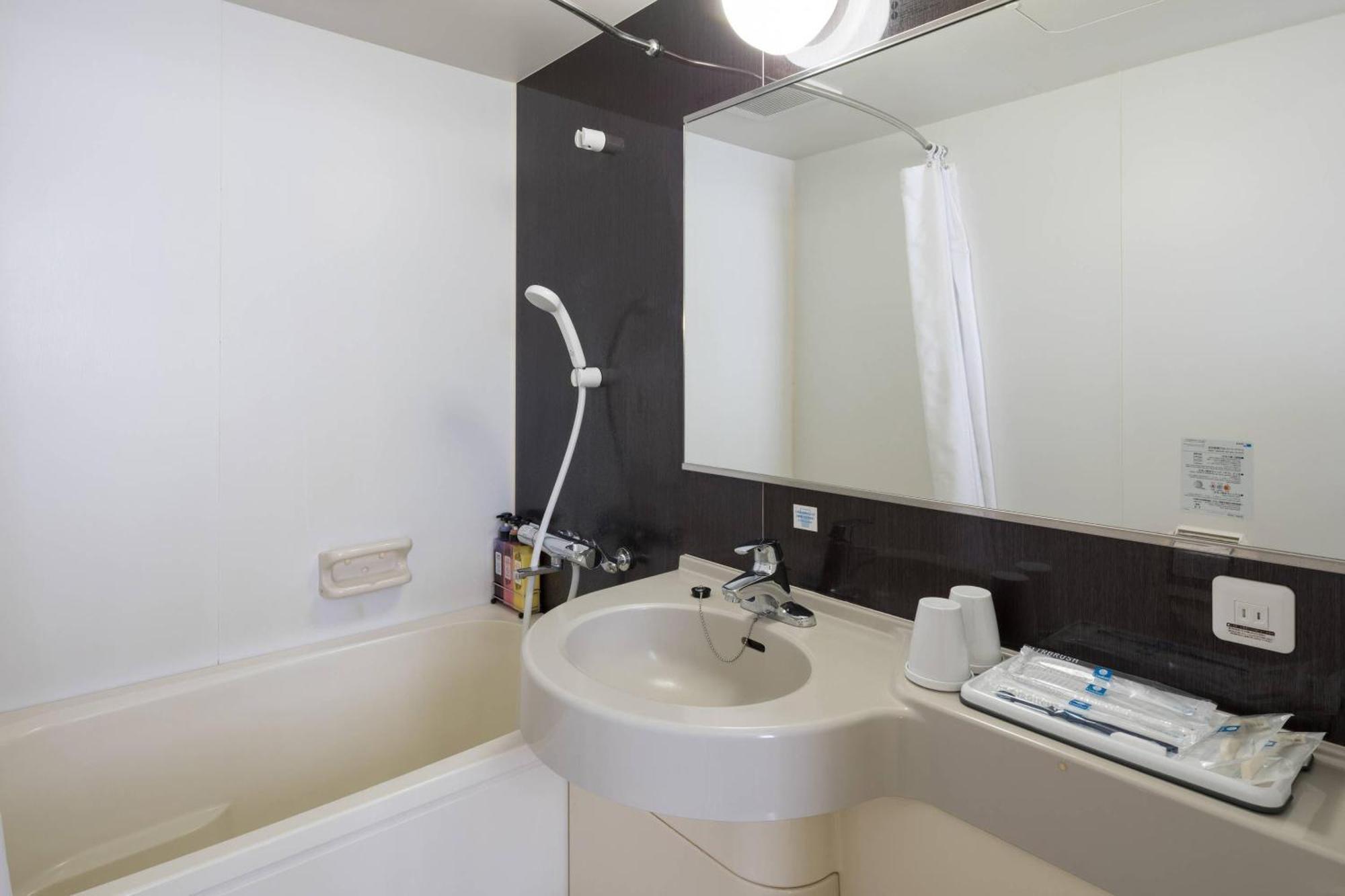 Standard Twin Room Non-Smoking