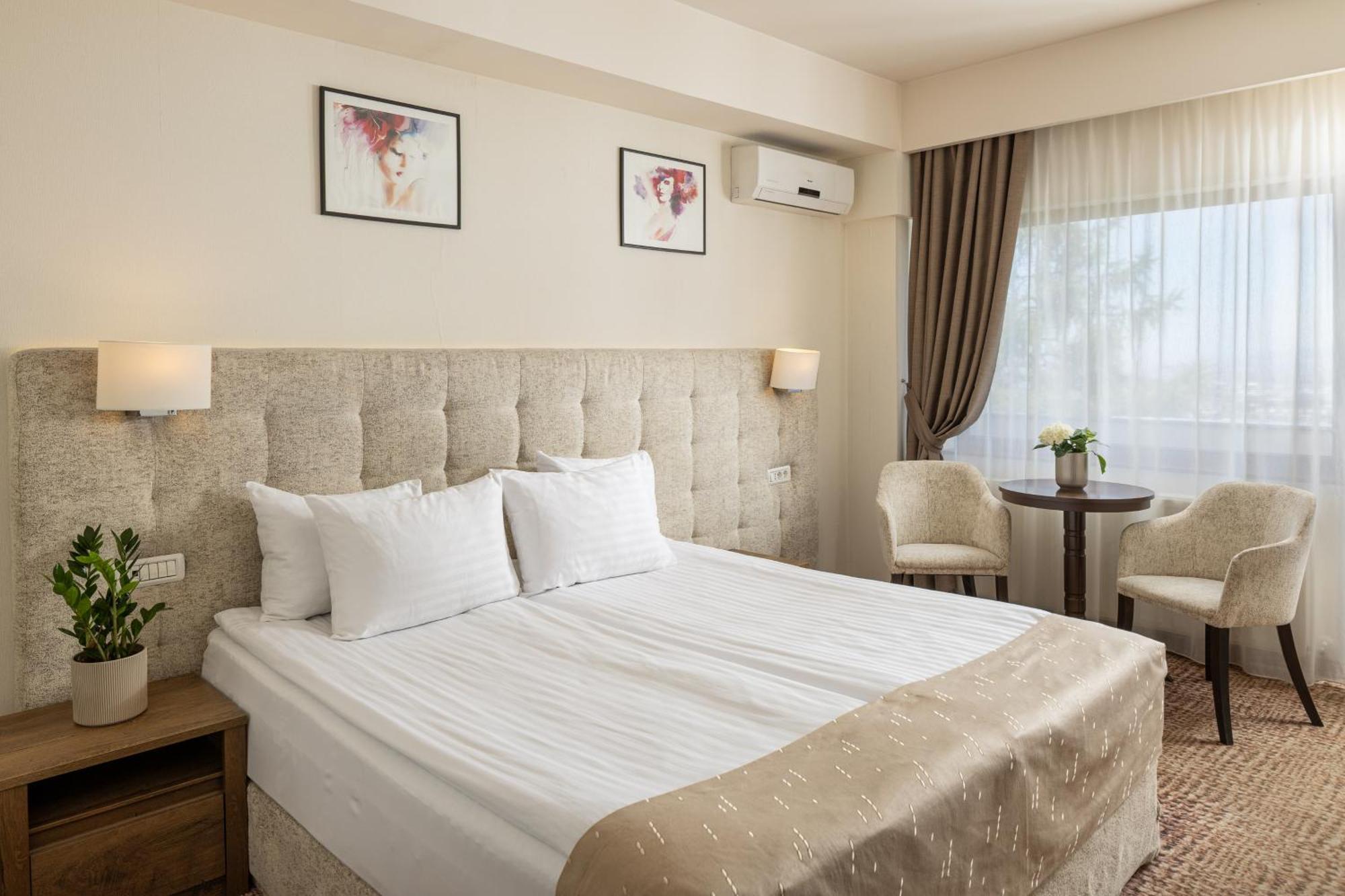 Superior Double or Twin Room Grand Belvedere
