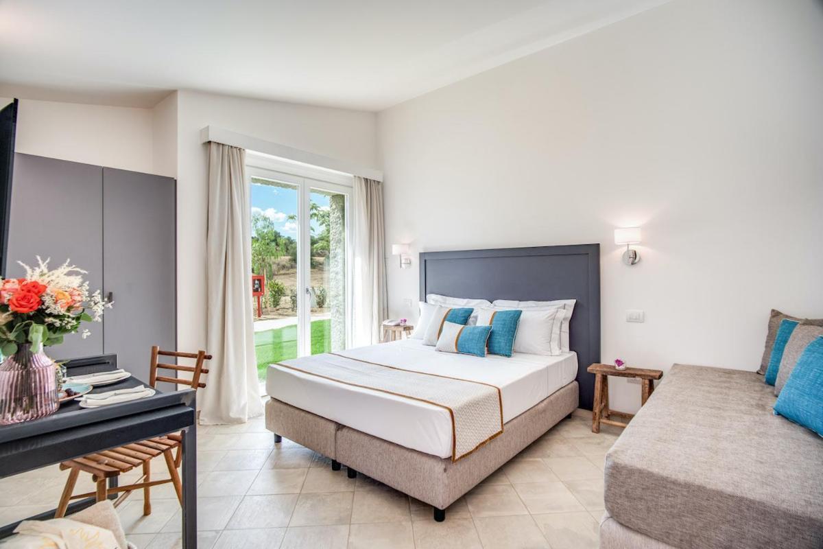 Executive Triple Room