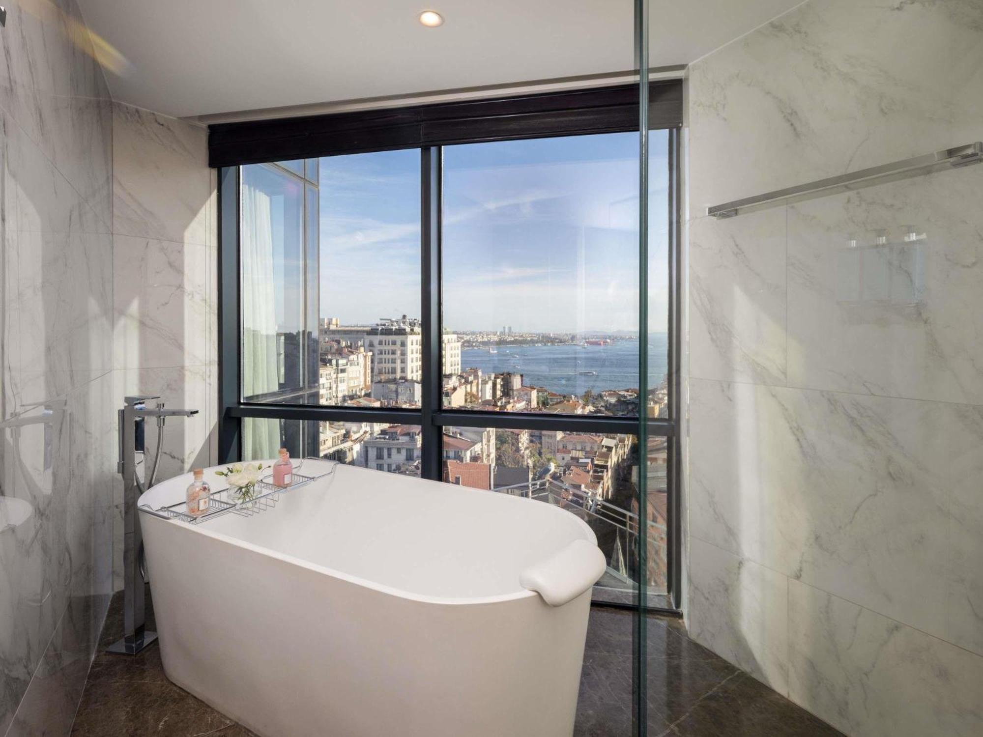 Luxury King Room Bosphorus View