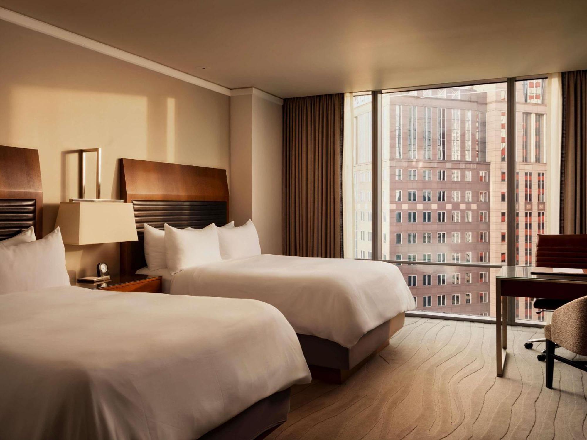 Fairmont Room with Two Queen Beds and River View - Hearing Accessible/Roll-In Shower