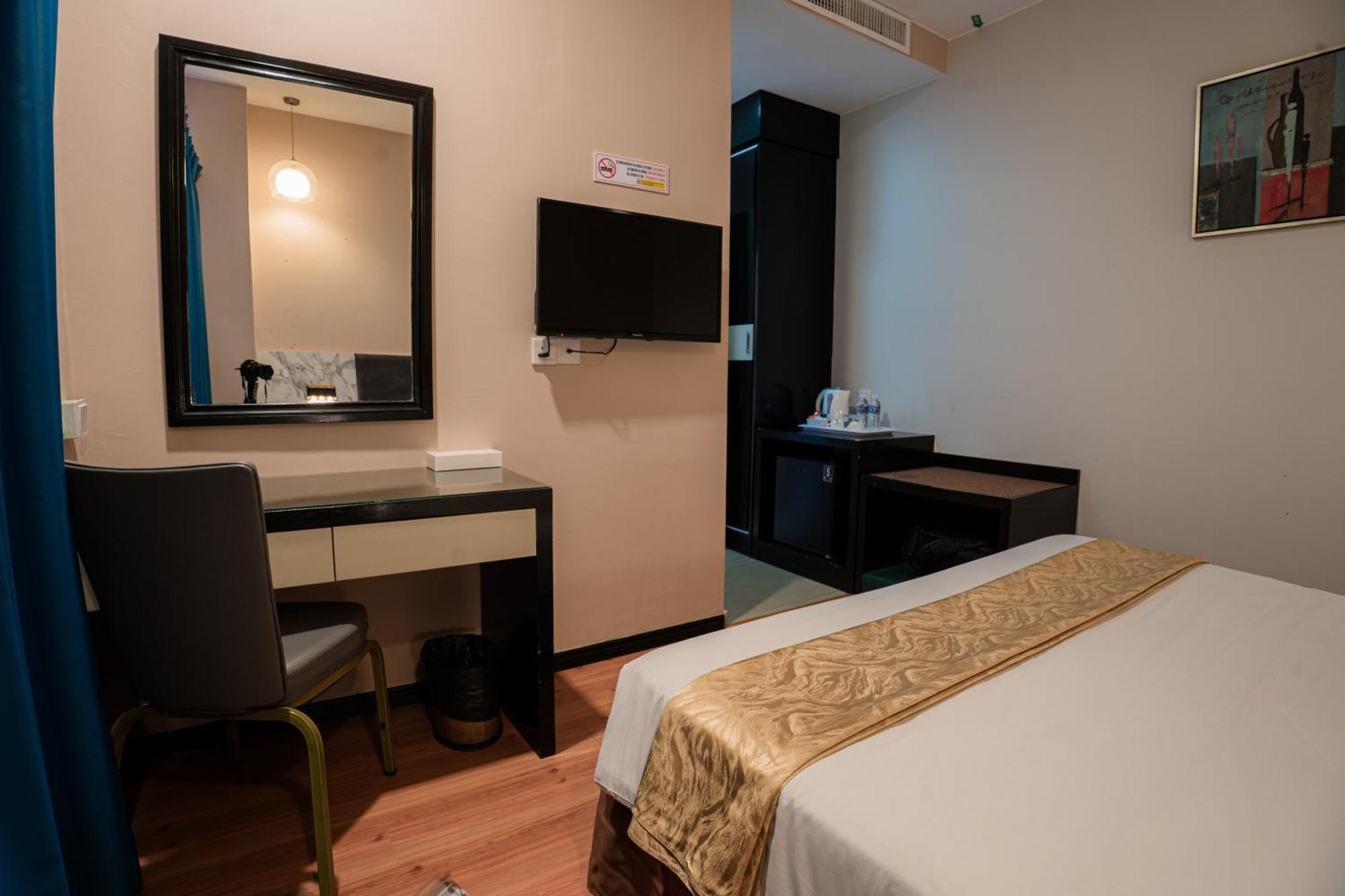 Superior Queen Room