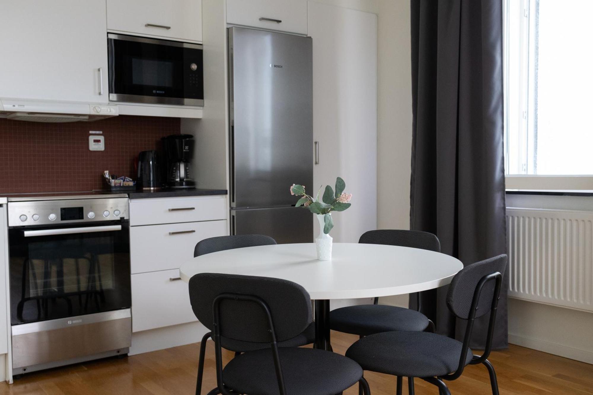 Superior One-Bedroom Apartment