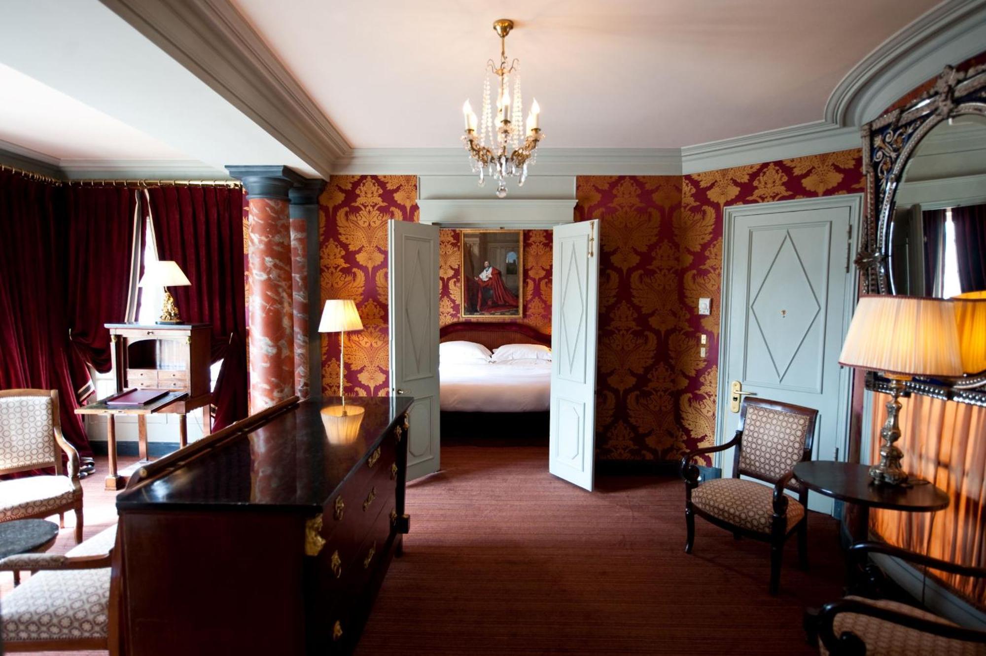 The Appartment,196636246:JPEG