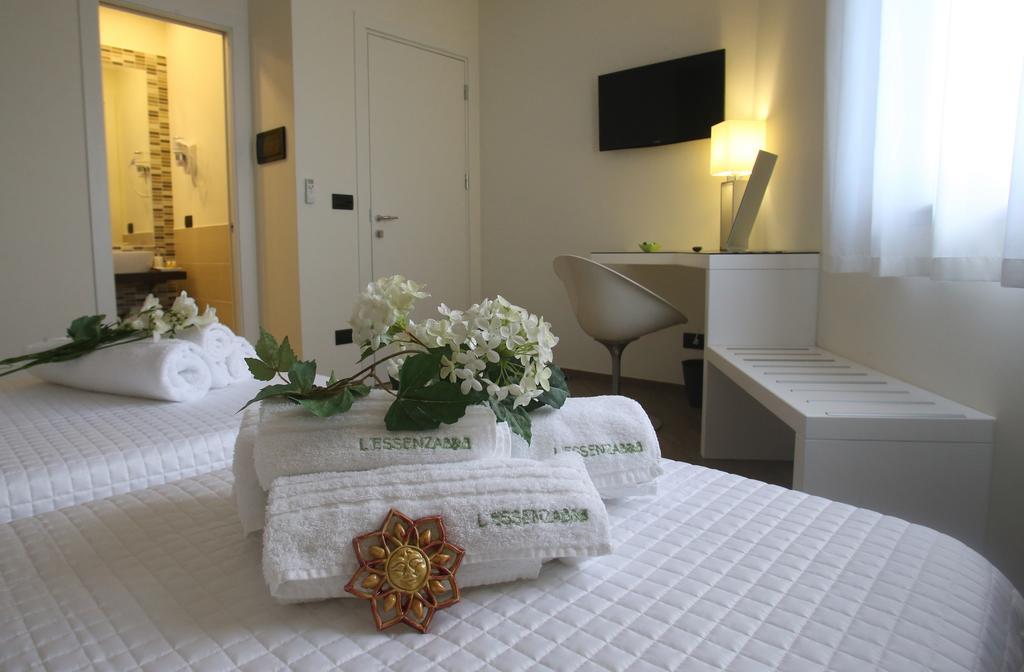 Triple Room Private Bathroom
