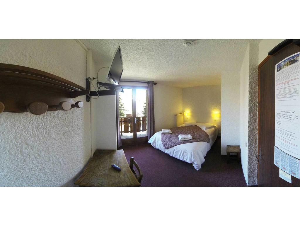 Small Double Room,202071004:JPEG