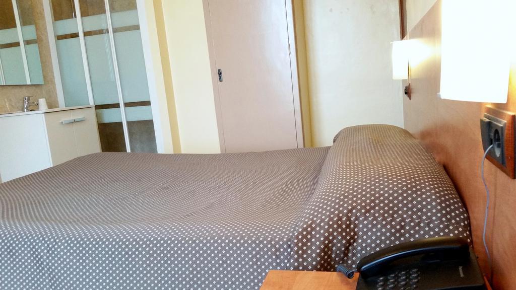 Double Room Shared Toilet
