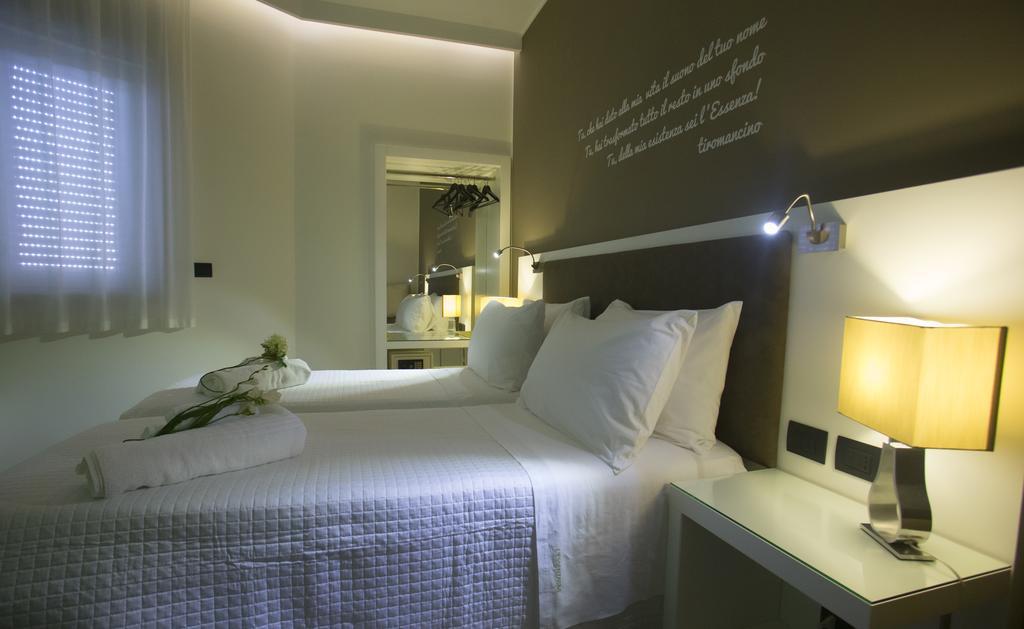 Triple Room Private Bathroom