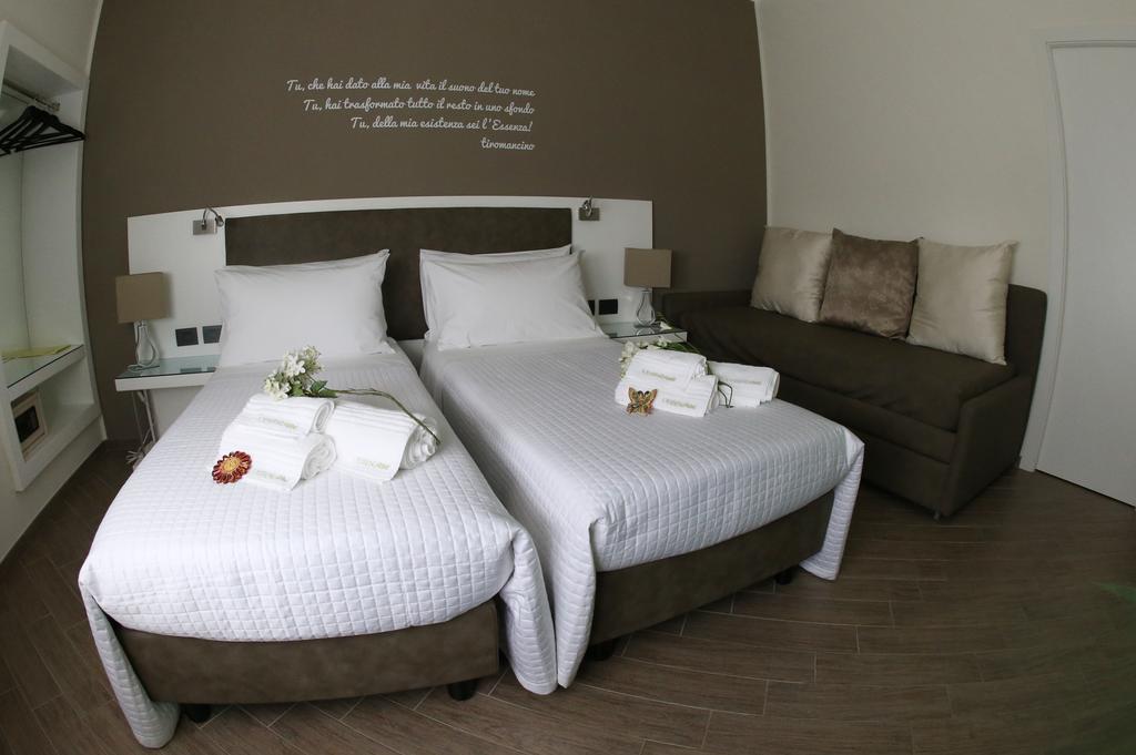 Triple Room Private Bathroom