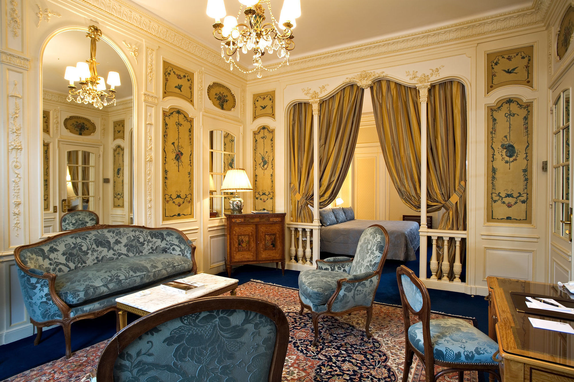 Junior Suite,279866933:JPEG