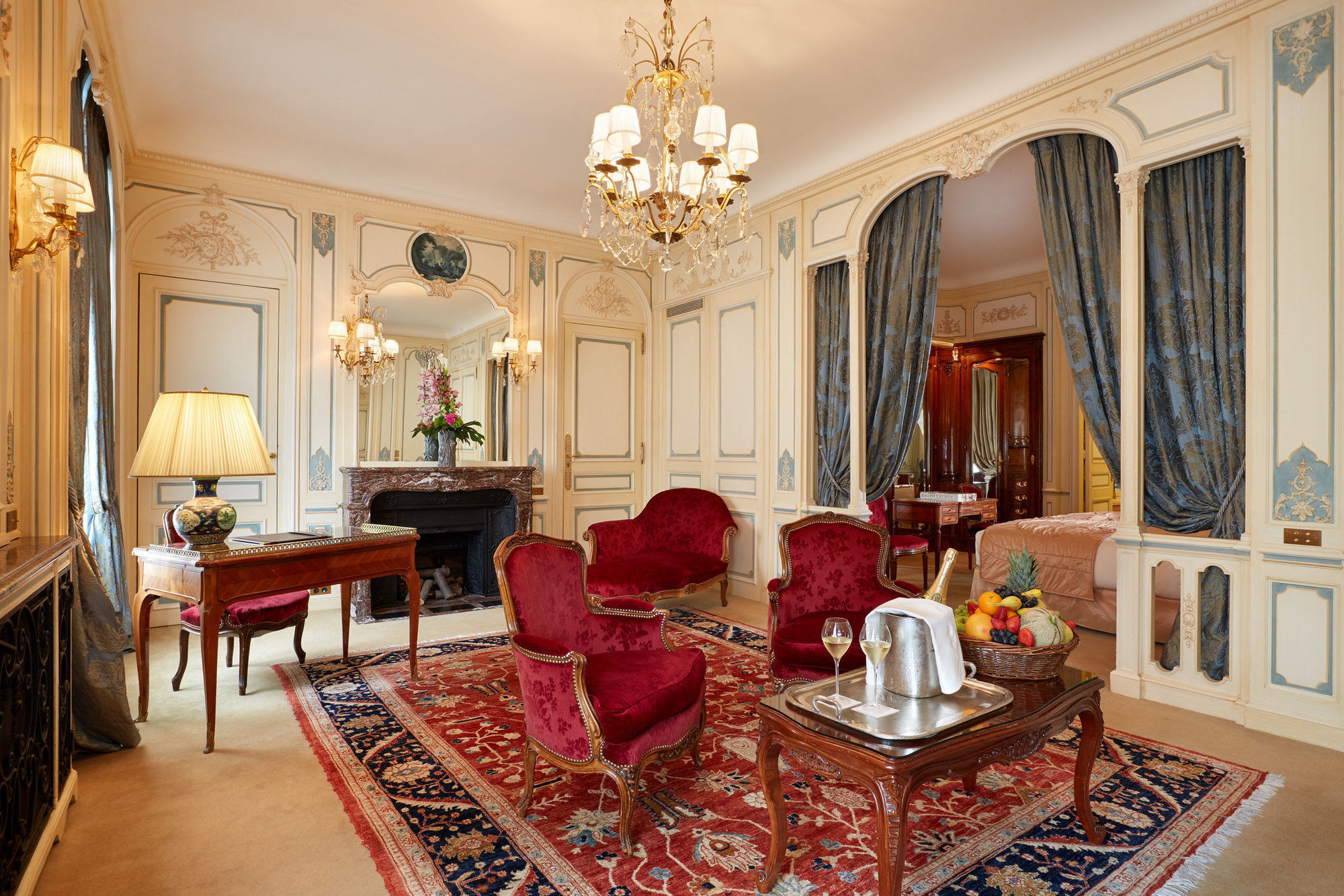 Signature Suite,292422556:JPEG