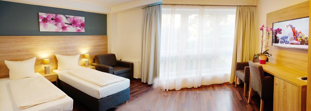 Superior Triple Room,342382318:JPEG