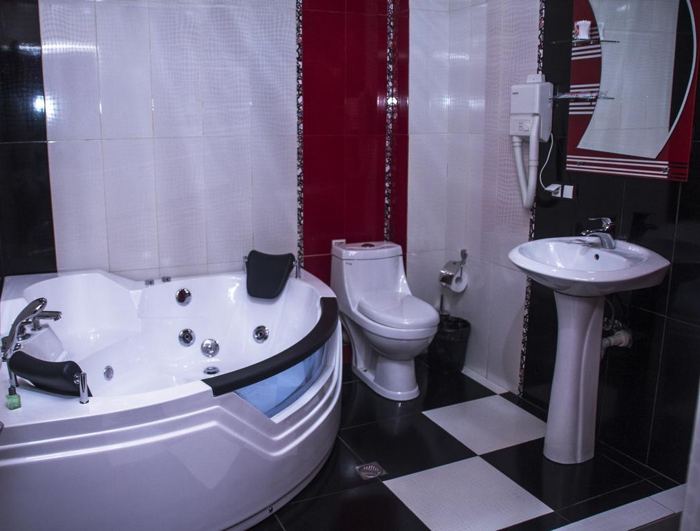 Double Room with Spa Bath