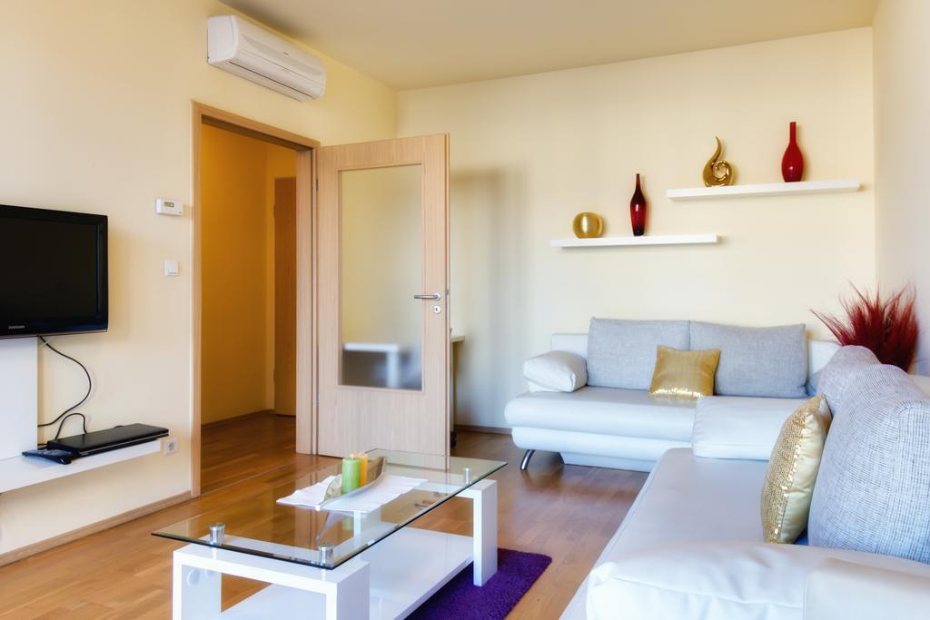 1-Bedroom Deluxe Apartment,377067955:JPEG
