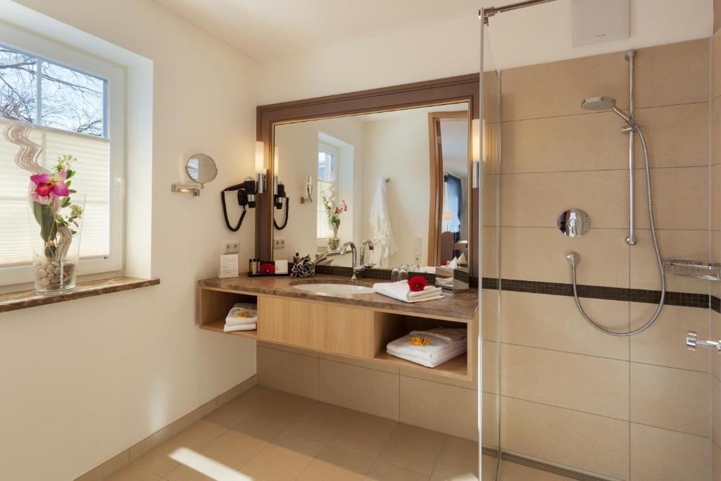 Romantic Suite - Adults only,176992356:JPEG