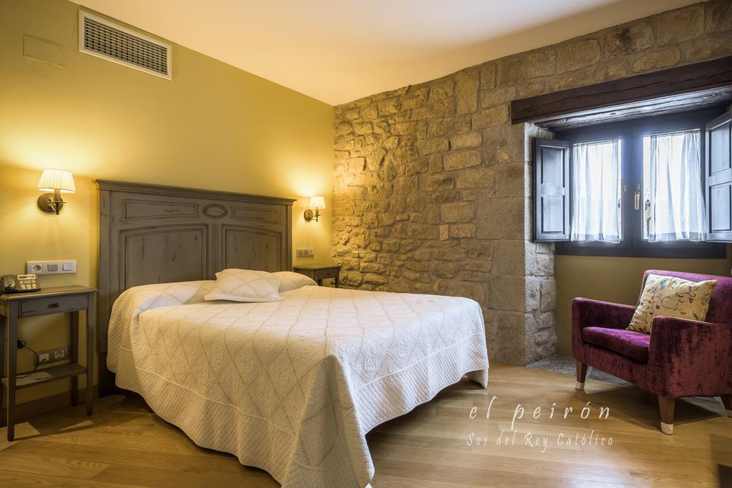 Double Room,380079838:JPEG