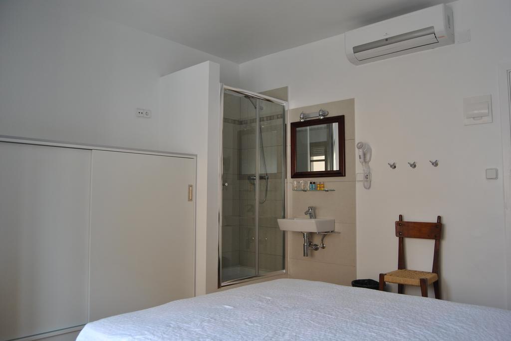 Habitación Doble con baño compartido - 1 o 2 camas