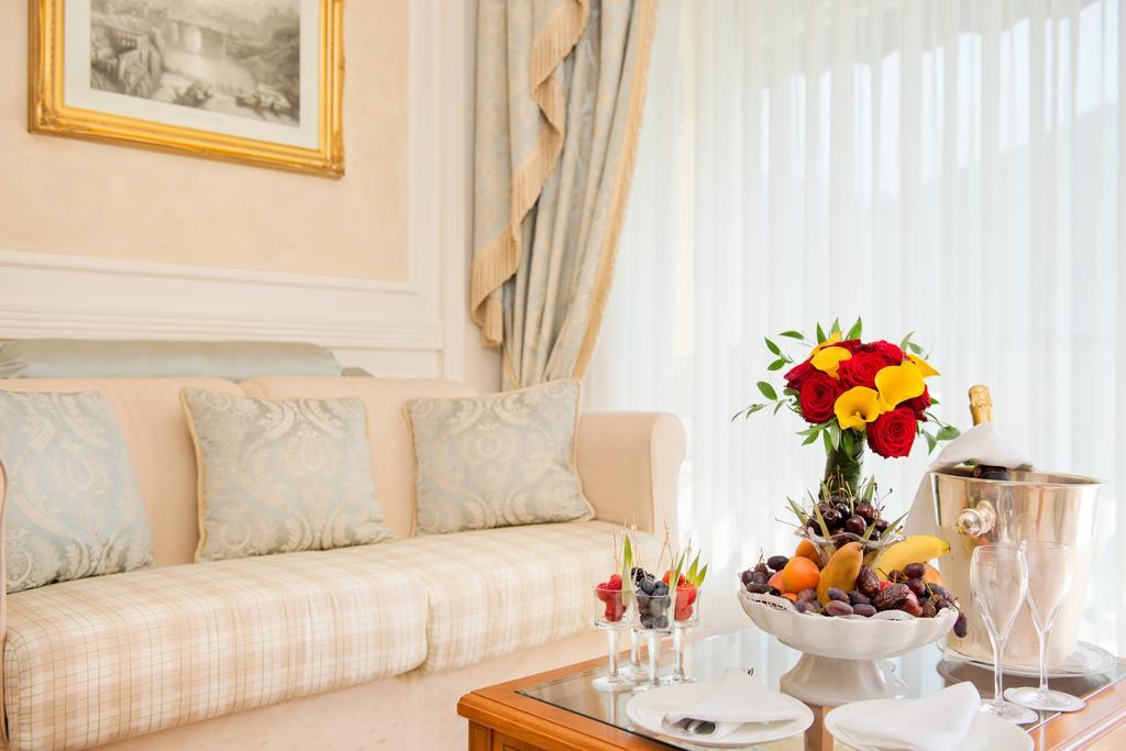 Deluxe Double Room Lake View Balcony