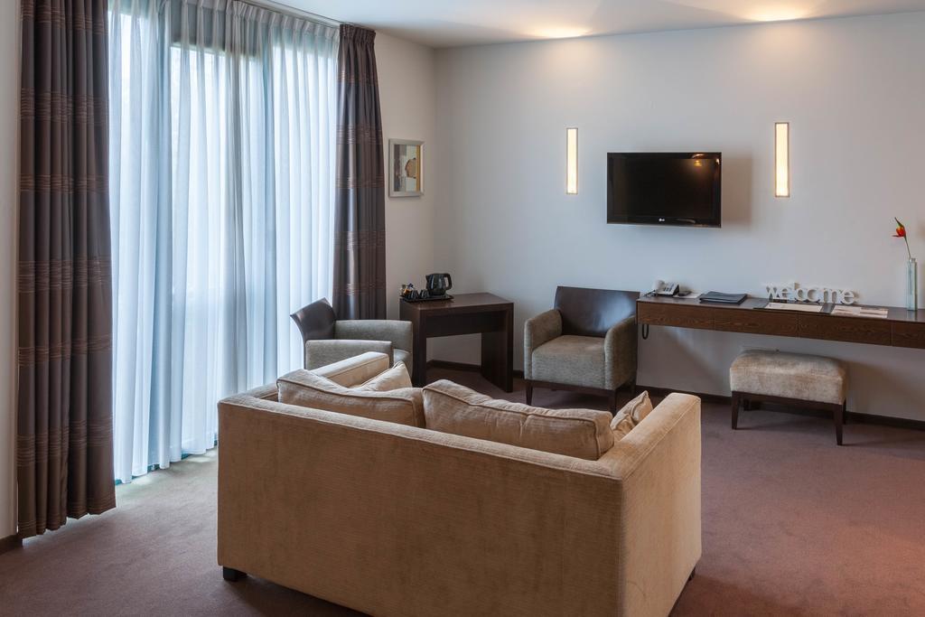Family Double Room Sofa Bed Non-Smoking
