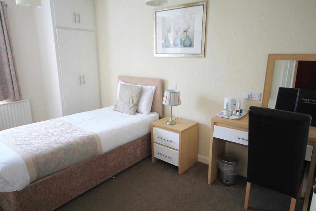 Single Room,1344610889:JPEG