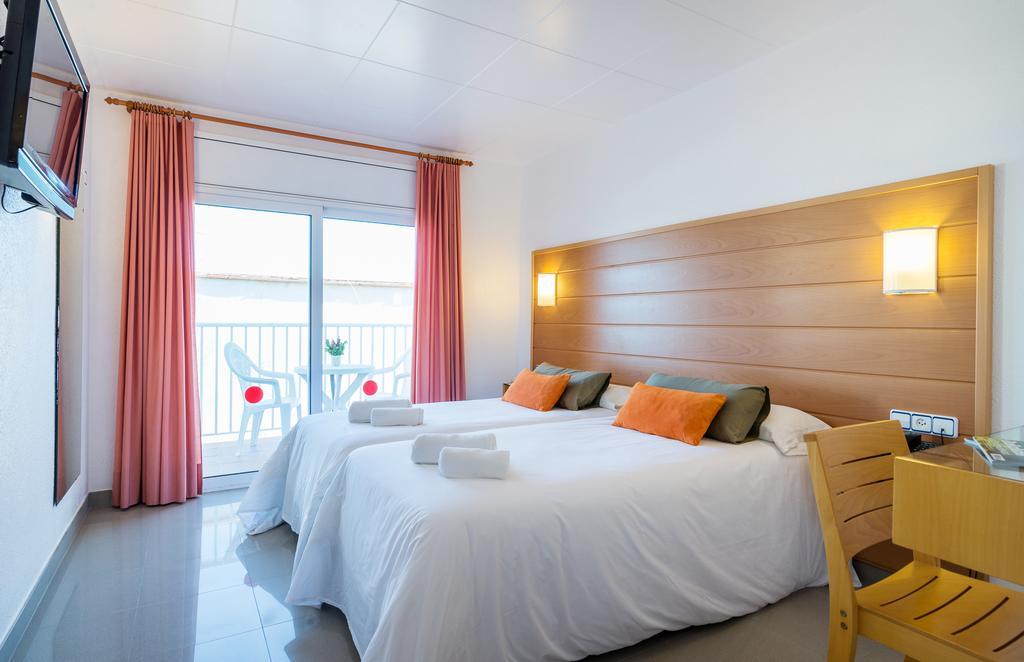 Double or Twin Room Balcony