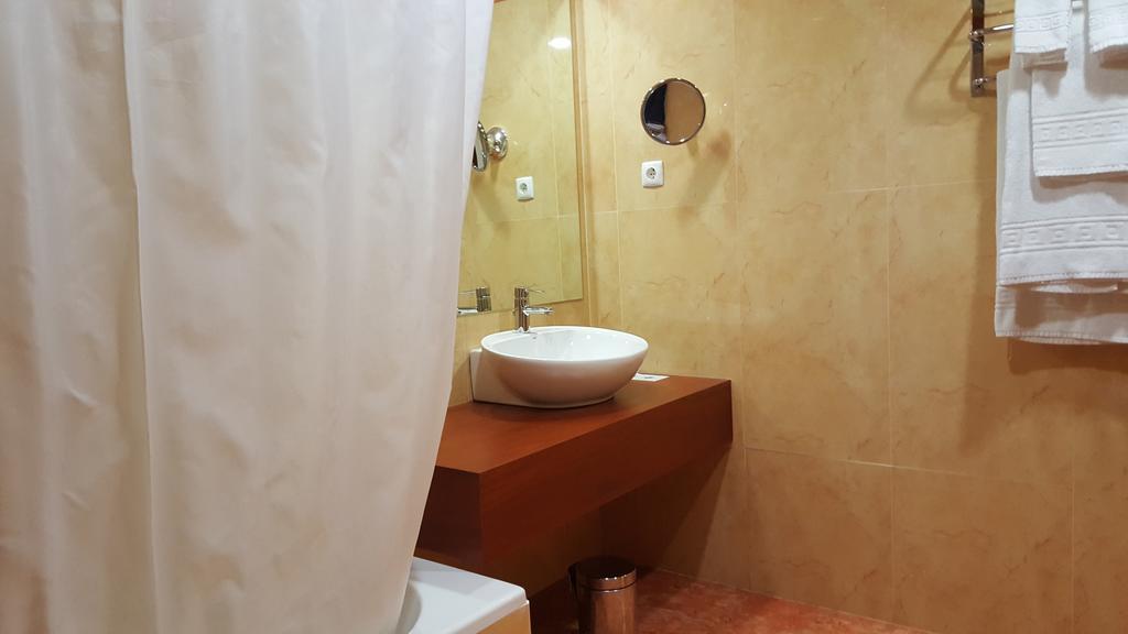 Double Room,404438265:JPEG