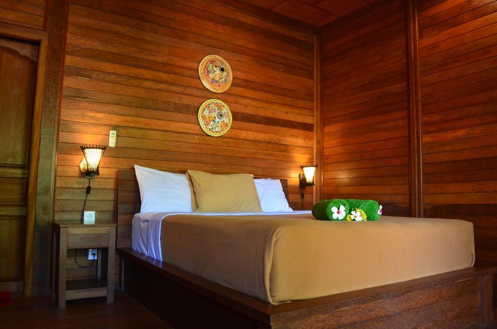 One-Bedroom Bungalow,408936129:JPEG