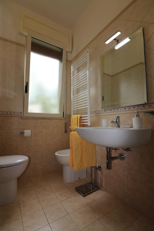 Double or Twin Room Private Bathroom