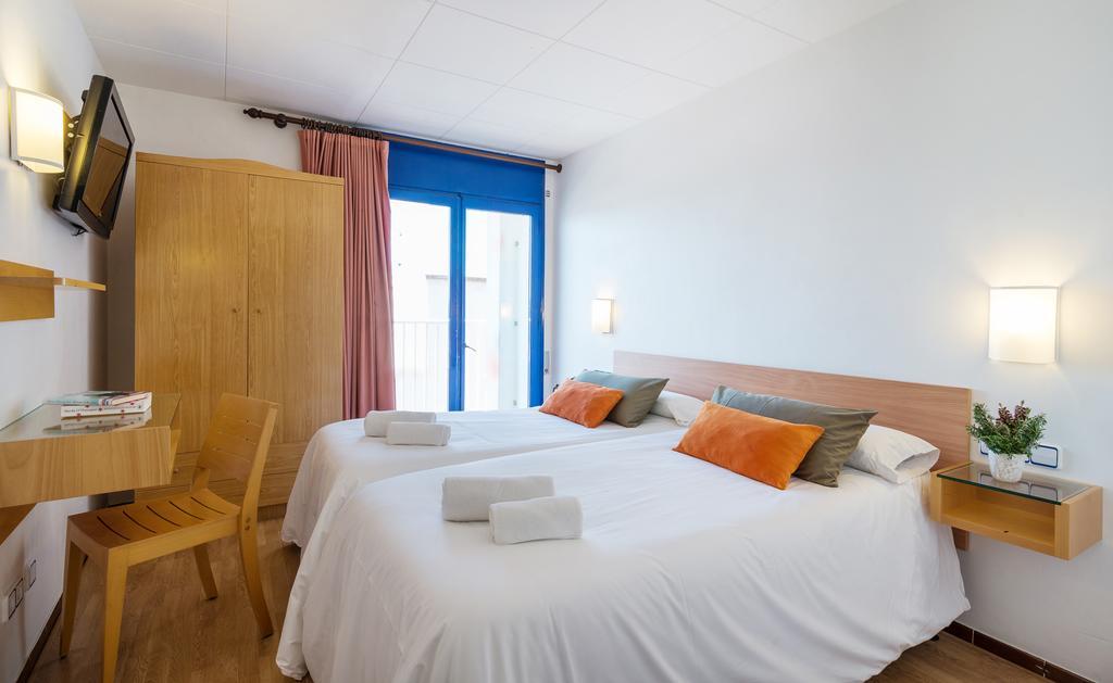 Double or Twin Room Balcony