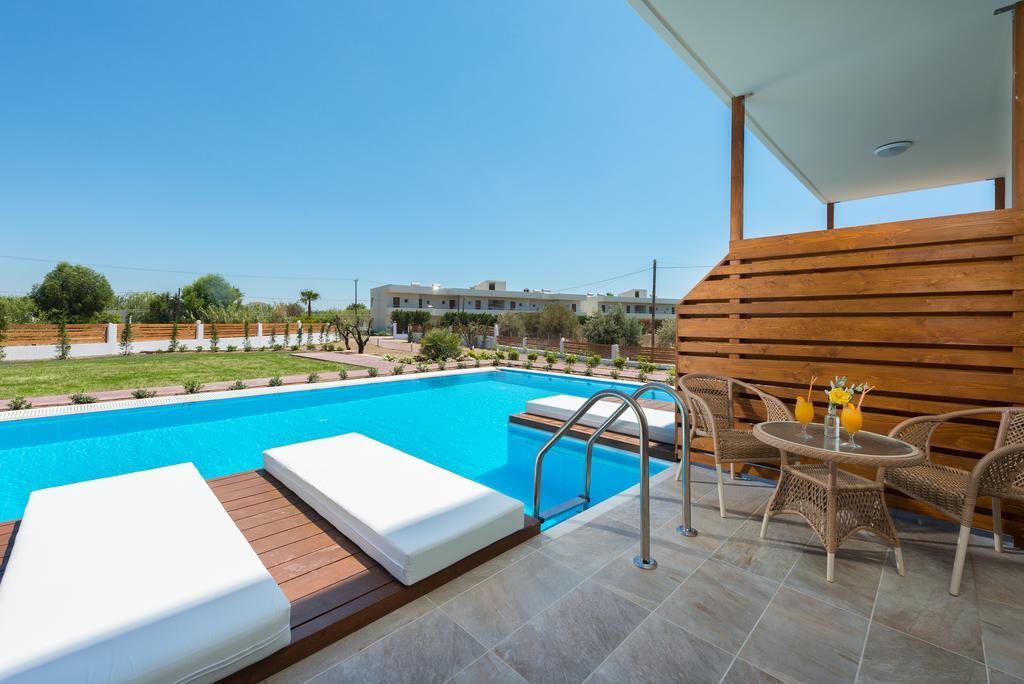 Junior Suite Private Pool,414923745:JPEG
