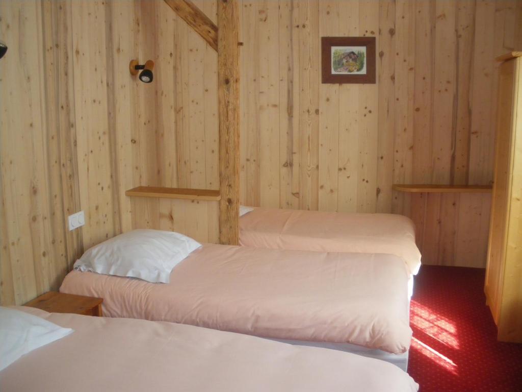 Triple Room Single Beds,43128577:JPEG