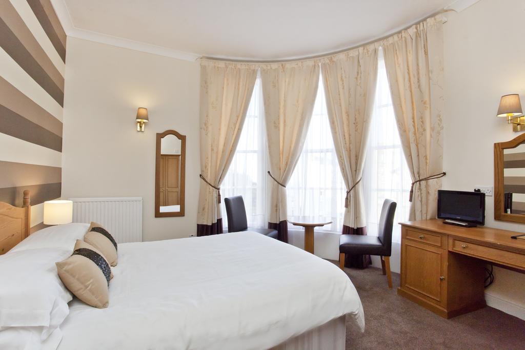 Standard Double Room,433019970:JPEG