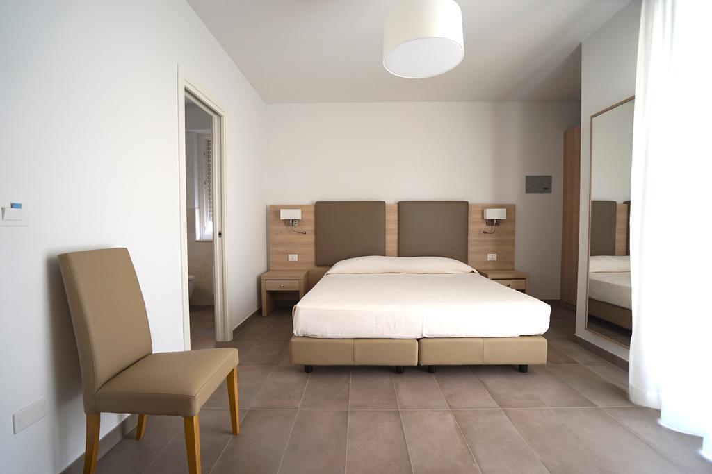 Double or Twin Room,438732321:JPEG