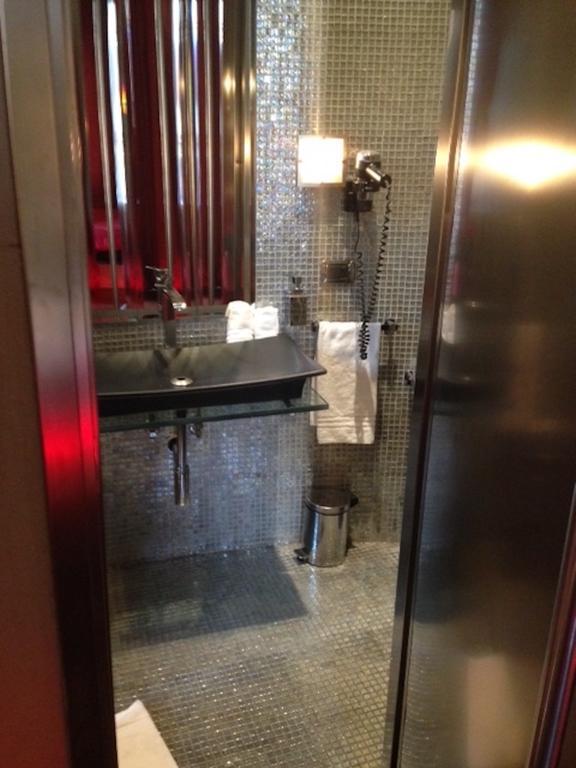 Suite Hot Tub,451362507:JPEG