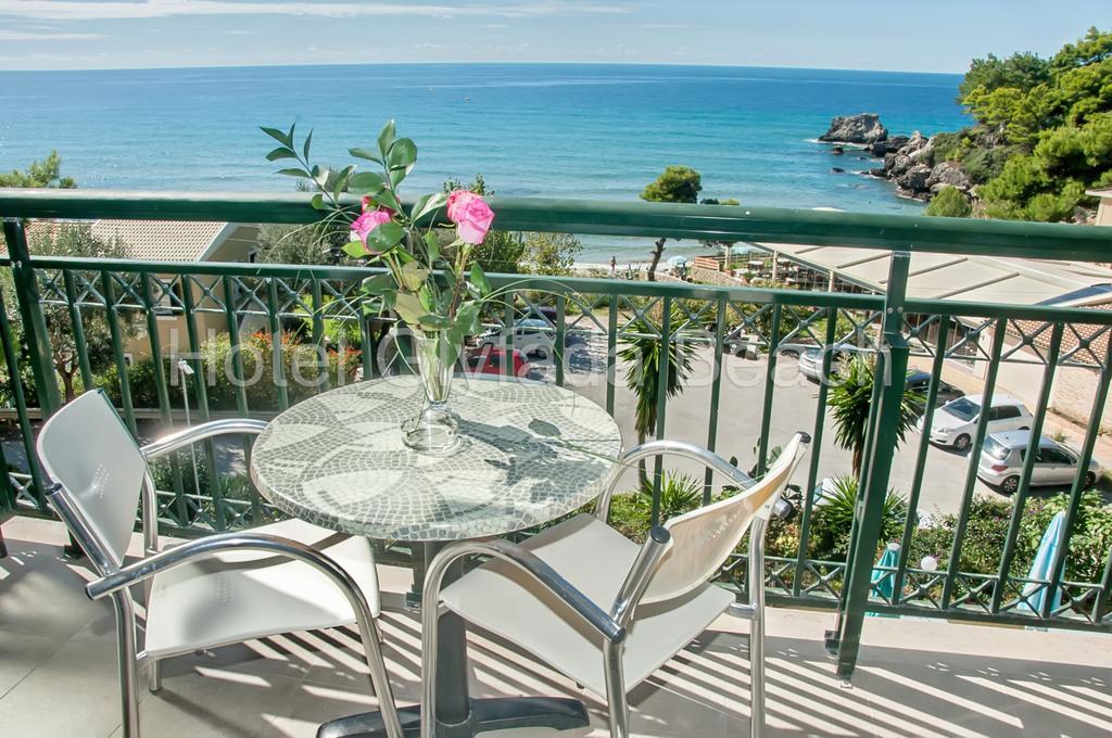 Double or Twin Room Sea View