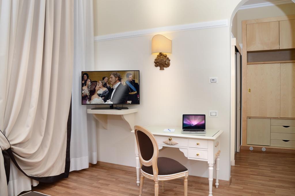 Superior Family Room Accessible