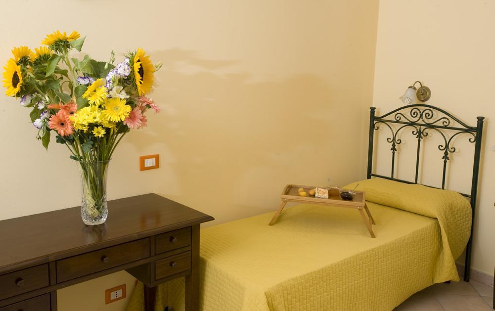 Single Room,1209792835:JPEG
